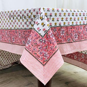 Roze lotus bloem handblok bedrukte katoenen tafellaken, rechthoekig, handgemaakt in India, eettafel- en bruiloftstafelkleed, boho landelijke