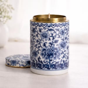 Candela di cera di soia Chinoiserie, barattolo di porcellana blu e bianca, regalo per la casa