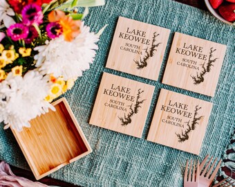 Lake Keowee Coasters  - Lake Keowee Gifts, Lake Keowee South Carolina Decor - Bamboo Coasters Gift Set with Holder