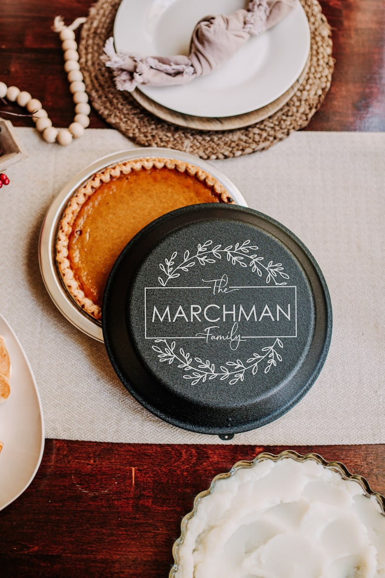 Personalized Pie Pan with Lid Engraved Pie Plate Custom Pie Dish Custom Kitchen and Baking Gift Custom Bakeware Aluminum image 3