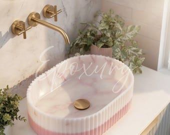Geriffeltes ovales Epoxidharz Waschbecken - Perlweiß & rosa Luxus-Badezimmergefäß