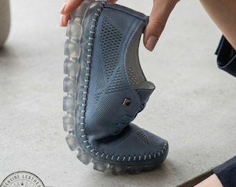 Zapatillas deportivas de piel azul hechas a mano para mujer / Zapatos ortopédicos de piel de becerro para caminar / Zapatos planos transpirables para pies sensibles