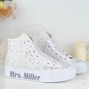 Zapatillas de boda de cristal personalizadas, zapatos de novia bordados a medida, regalo de novia con mucho brillo