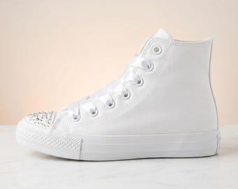 Minimalist Embroidered White Canvas Wedding Shoes for Brides