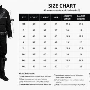 Op de afbeelding: Een zwart tactisch outfit op een etalagepop naast een maattabel met afmetingen in inches. De tabel bevat maten van XS tot 4XL met kolommen voor borst, taille, heup, mouwlengte, jaslengte, broeklengte en dijbeenafmetingen in de tabel.