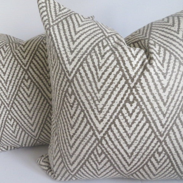 Pillow Cover, Brown, Taupe , Beige Pillow, Decorative Pillow, Home Decor Pillow- Chevron pillow- Zig zag pillow - Home Pillow