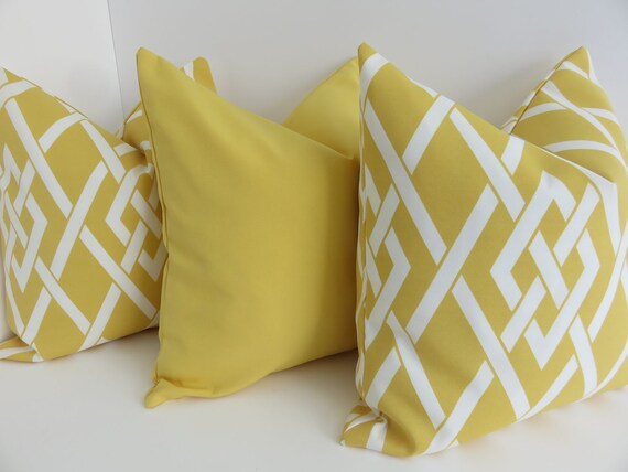 white pillow cases gone yellow