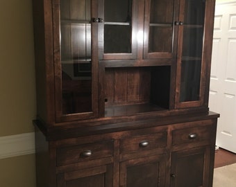 Napa Valley French Buffet Hutch w/Glass Doors