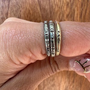 Art Deco Hand Engraved Orange Blossom Ring | 18K White Gold Floral Wedding Band image 3