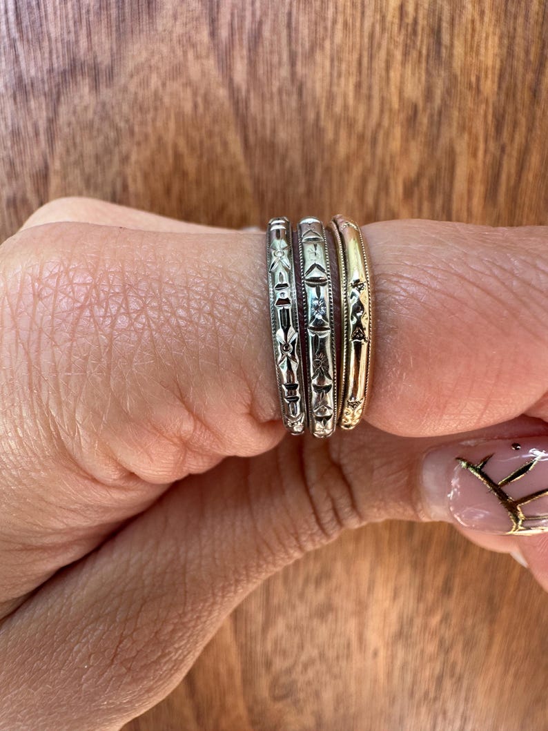 Art Deco Hand Engraved Orange Blossom Ring | 18K White Gold Floral Wedding Band image 3