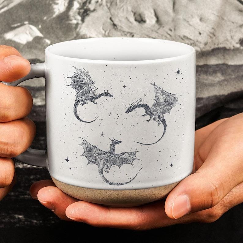 Fjärde vingen-mugg, drakryttarmugg, fantasyälskaremugg, boklig gåva, boklig drake-mugg, flygande drakar keramikmugg, fjärde vingen-inspirerad mugg bild 4