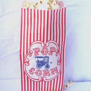 10ViNTaGe STyLe WaGoN PoPCoRn BaGsBirthday PartiesCarnival themesports theme10ct image 5