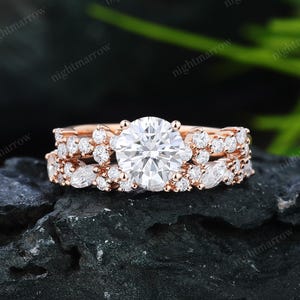Rond geslepen moissaniet verlovingsring set vintage 10K roségoud effenen diamant voorstellen ring stapelen rechte trouwring belofte cadeau voor haar