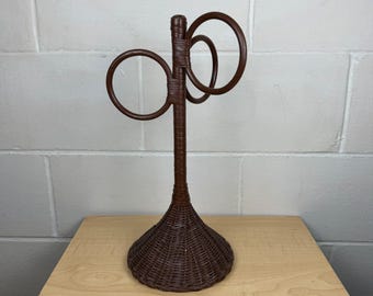 Vtg Wicker Rattan 3-Ring Towel Holder Stand Boho Bathroom Decor Countertop MCM