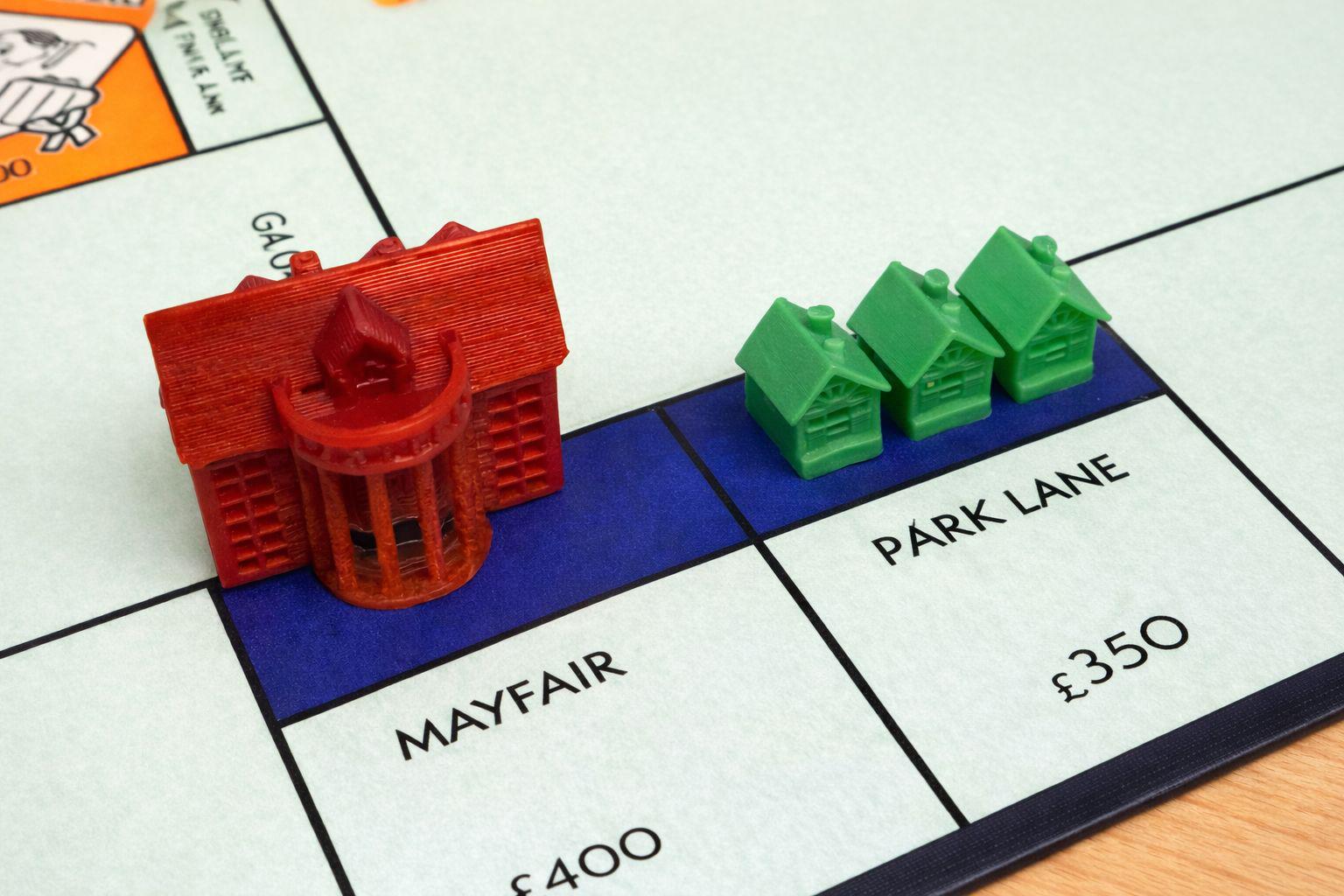 Red Properties In Monopoly Monopoly Game Pieces – 12 Red Hotels & 32 Green Houses - Etsy