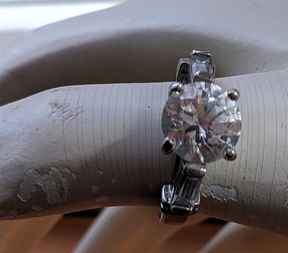 Dazzling, Vintage white stone, 3 plus carats Ring… - image 5