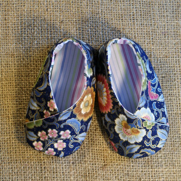 Chaussures bébé kimono - Patron PDF - Nouveau-né à 18 mois.