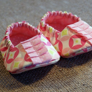 Natte Baby Shoes PDF Pattern Newborn to 18 months. image 3