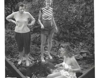 Vintage Snapshot "Pushing Off" Skeptical Friends Timid Pretty Girl In Swimsuit Wooden Canoe Found Vernacular Photo