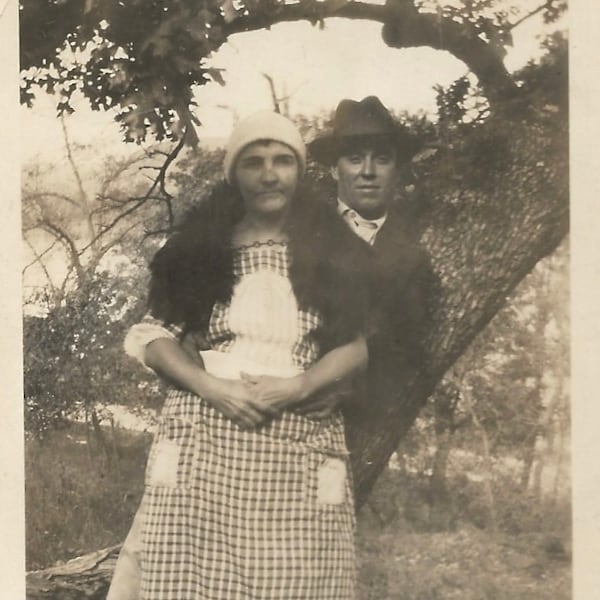 Husband & Wife Pose For Portrait Vintage Photo Unusual Gingham Dress Fur Stole Cloche Hat Happy Couple Casual Outdoor Photography