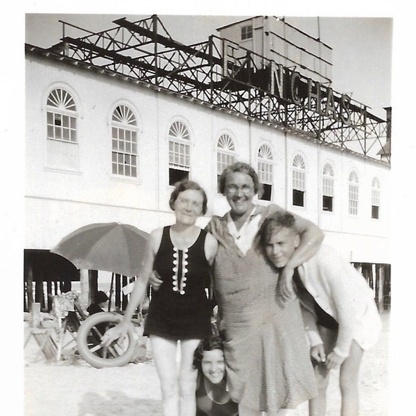 Summer Memories Vintage Snapshot Smiling Family At The Beach 1920’s Swimsuits Bathing Suit Amusement Park