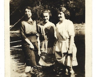 She Must Have Moved Blurry Weird Face Woman Poses With Girlfriends Unusual Vintage Photo Snapshot Water Reflection