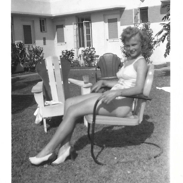 Swimsuit Model Original Vintage Snapshot Pretty Girl Bathing Suit Vintage Lawn Chair Motel