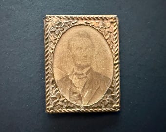 Abraham Lincoln Antique Ferrotype Tintype Gem Portrait Political Campaign Historical Artifact