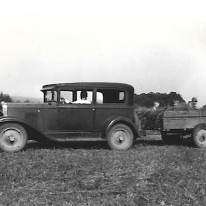 Hay Ride Vintage Photo Antique Car Pulls Cart Full Of Straw & Kids Americana Autumn Fun