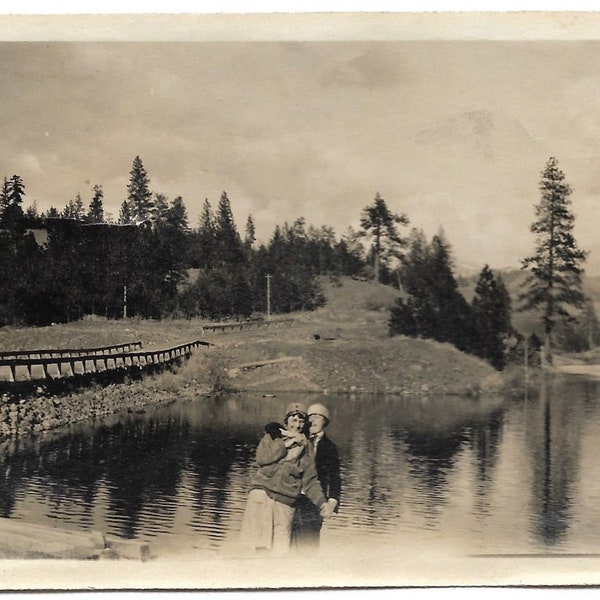 Fruitland Washington Young Women On Vacation Vintage Snapshot Columbia River Water Reflection 1920’s Photography Landscape Forest