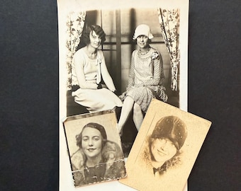 Flappers Vintage Photos Cloche Hats Flapper Dresses