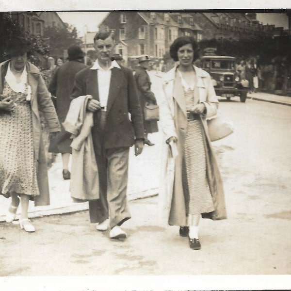 Newquay England Summer Vacation Walking Pictures 1936 Vintage Photo Postcard Street Photography Souvenir Paparazzi