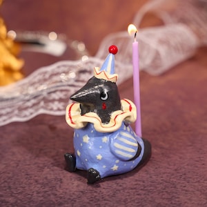 Wizard Crow Cake Topper Ceramic Handmade Circus Figurine Candle Holder Birthday Party Decoration Whimsical Gift Collectible Magic Theme