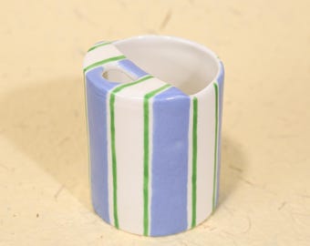 Taza de viaje vintage de rayas azules y verdes, bonita taza de cerámica con diseño retro, divertida y hecha a mano, ideal como regalo estético.
