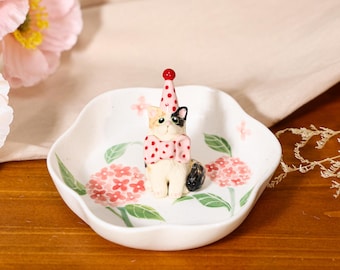 Personalized Cute Cat Ring Dish Handmade Ceramic Pet Jewelry Tray Hand Painted Pink Hydrangea Floral Trinket Bowl CustomPet Portrait Gift