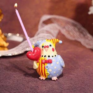 Vogelclown Taarttopper Grillige Papegaai Circusdier Kaarshouder Keramische Party Decor Hart Ballon Beeldje Handgemaakte Jester Bird Ornament afbeelding 1