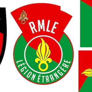 Könnte beinhalten: Eine Sammlung von Emblemen und Flaggen mit den Worten "LÉGION ÉTRANGÈRE" und "RMLE". Die Designs zeigen ein gelbes Flammensymbol auf rotem und grünem Hintergrund. Die Embleme sind schildförmig und kreisförmig.
