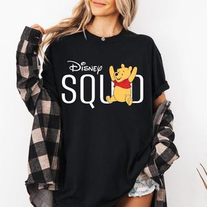 Camisetas del equipo de Disneyland, camisetas personalizadas del equipo de Disneyland, camisetas de todos los personajes del equipo de Disneyland, camiseta familiar de Disneyland 2026, camiseta de Disneyland imagen 4