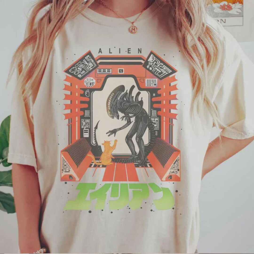 Vintage Alien Movie Shirt, Xenomorph Lover, Retro Horror Show Tee - Etsy