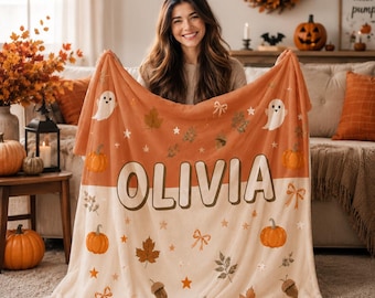 Personalized Halloween Fleece Blanket, Custom Name Pumpkin Ghost Throw, Cute Fall Blanket, Cozy Autumn Blanket Gift for Kids & Toddlers