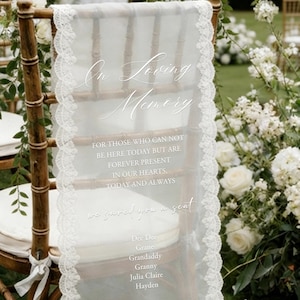 Letrero "En memoria de" para sillas de boda. Letrero de tela conmemorativo para sillas de boda con encaje.