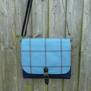 Crossbody bag, shoulder bag, pocketbook, Navy blue light blue tweed handbag