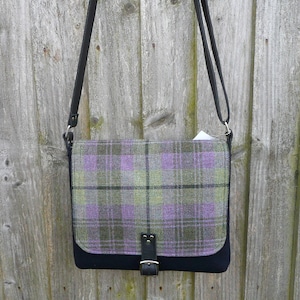 Bolso bandolera, bolso de hombro de tweed verde y morado, cartera
