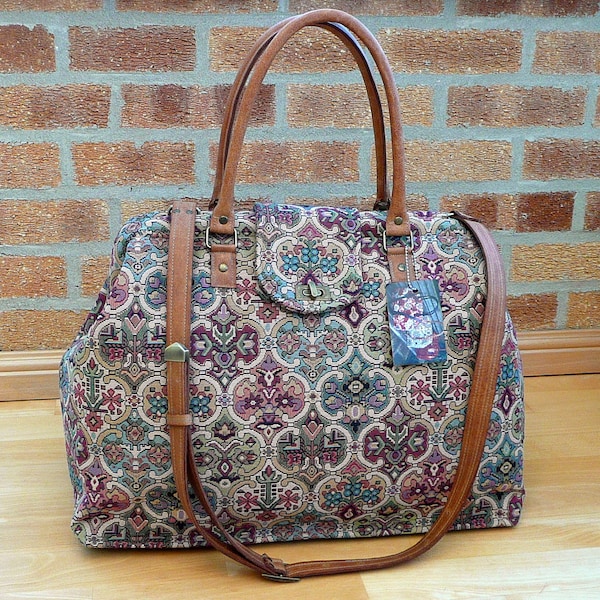 Weekender bag, Moors tapestry carpet bag, travel bag, Mary Poppins style bag, hand luggage, cabin bag, overnight bag, weekend bag