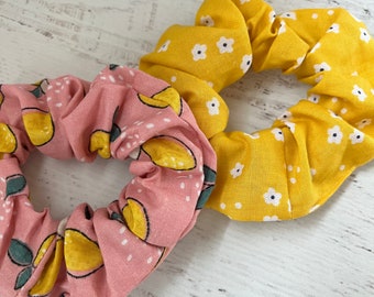 Lemon Pink Lemonade Scrunchies - Gift Pack of 2 Scrunchies, lemon and flowers, pink and yellow, lemon scrunchy, hair ties, hair scrunchy