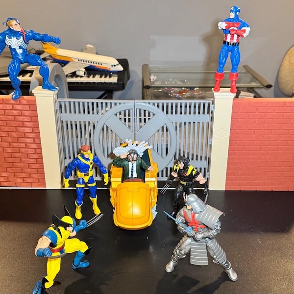 X-Men Mansion Gate Diorama 1:12 Scale Marvel Legends Mafex Mezco SH Figuarts | Action Figure Display Background | Toy Photography Scene