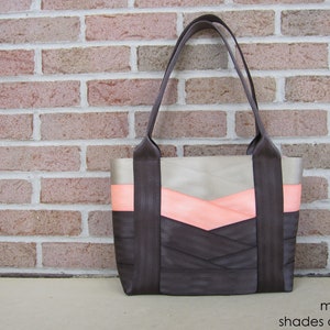 Sewing Pattern: Digital, Seat Belt Motor City Tote, seatbelt webbing bag, purse, shoulder bag, pdf pattern, kits available, upcycled purse image 4