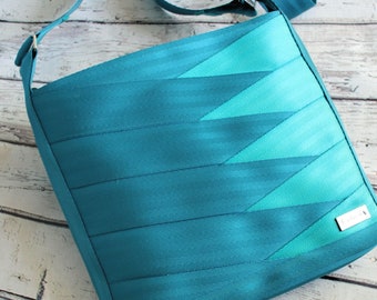 Sewing Pattern: Digital, Seat Belt Roundabout Bag, seatbelt webbing bag, purse, shoulder bag, pdf pattern, kits available, upcycled purse