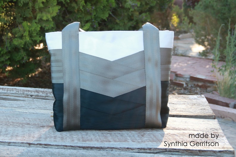 Sewing Pattern: Digital, Seat Belt Motor City Tote, seatbelt webbing bag, purse, shoulder bag, pdf pattern, kits available, upcycled purse image 7