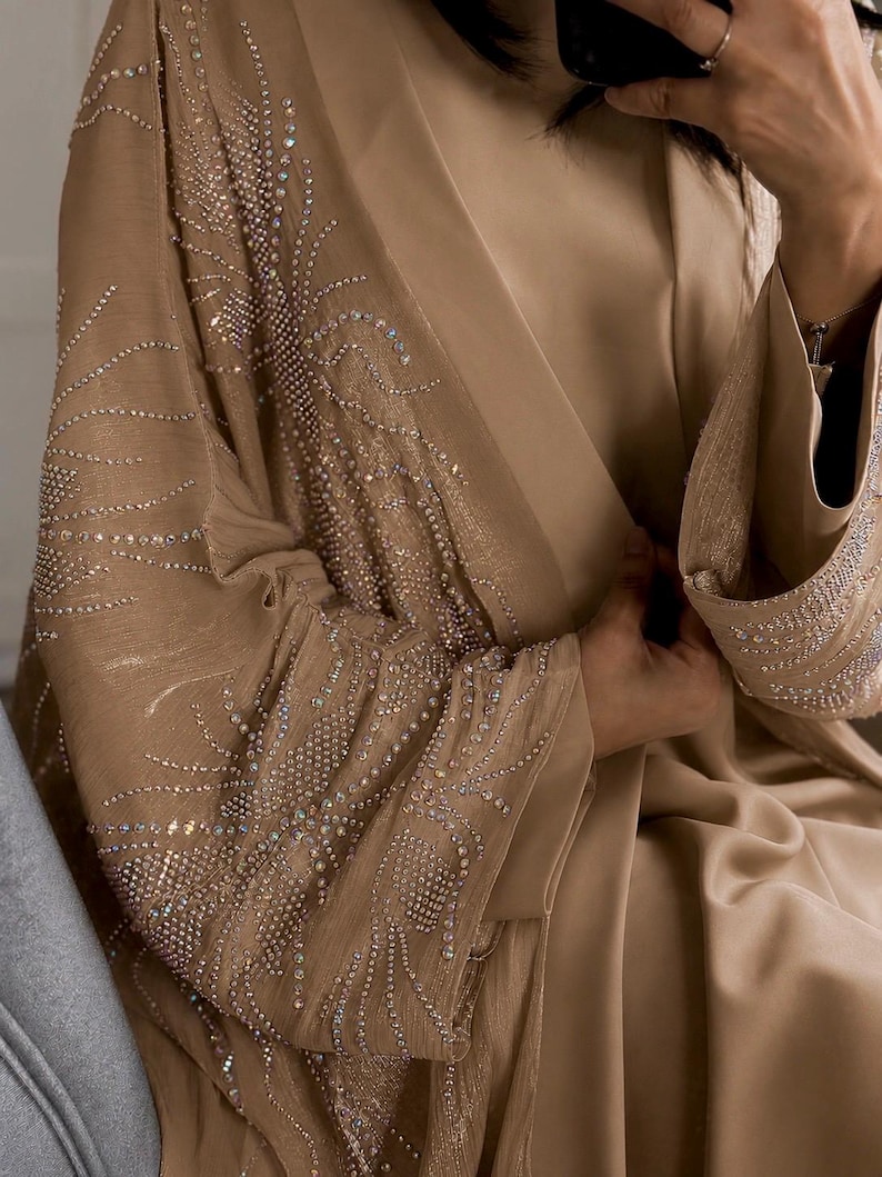 Komplet abaji z organzy z motylami, strój na Eid Caramel Brown